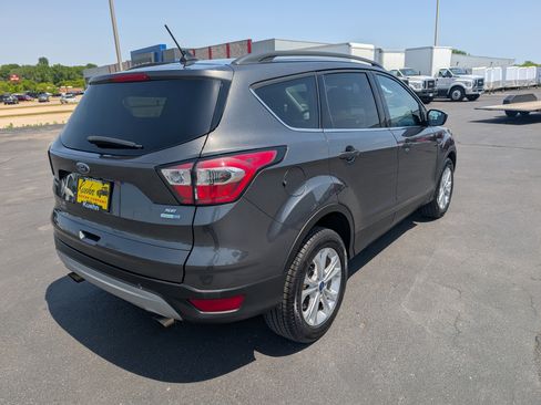 Used 2018 Ford Escape SE w/ SE Sync 3 Package AWD/4WD image 7