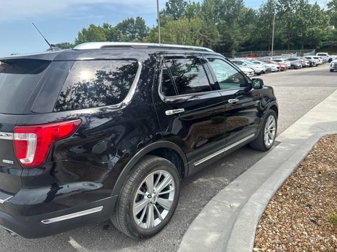 Used 2019 Ford Explorer Limited AWD/4WD image 8