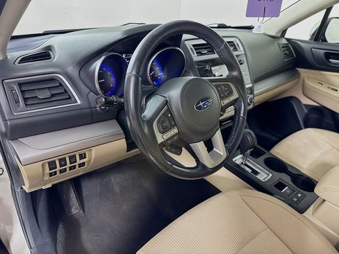 Used 2015 Subaru Outback 2.5i Premium image 9