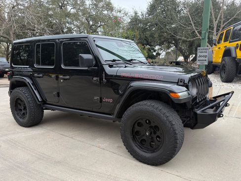 Used 2019 Jeep Wrangler Unlimited Rubicon AWD/4WD image 21
