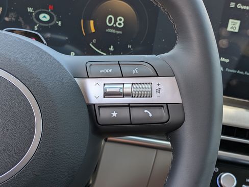 New 2026 Hyundai Tucson SEL FWD image 24