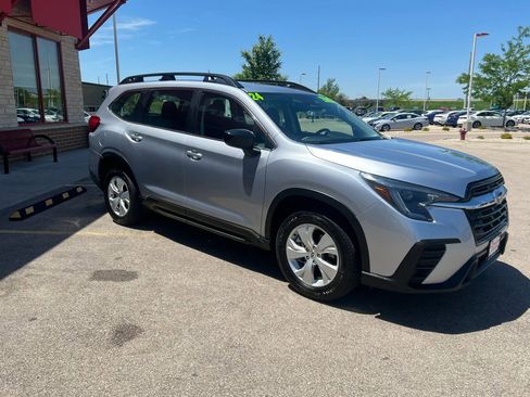 Used 2024 Subaru Ascent 8-Passenger AWD/4WD image 3