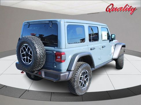 New 2026 Jeep Wrangler Unlimited Rubicon w/ Technology Group AWD/4WD image 3