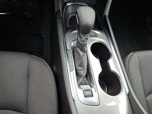 Used 2025 Chevrolet Malibu LT FWD image 16