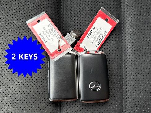 Used 2024 MAZDA CX-5 Carbon Edition image 3