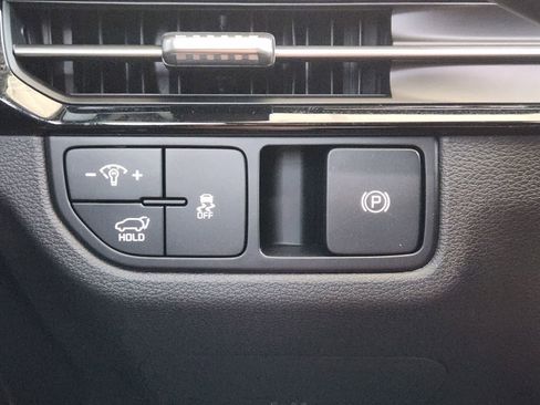 New 2026 Kia Sportage SX FWD image 19