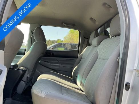 Used 2013 Toyota Tacoma 4x4 Double Cab w/ Convenience Pkg image 4