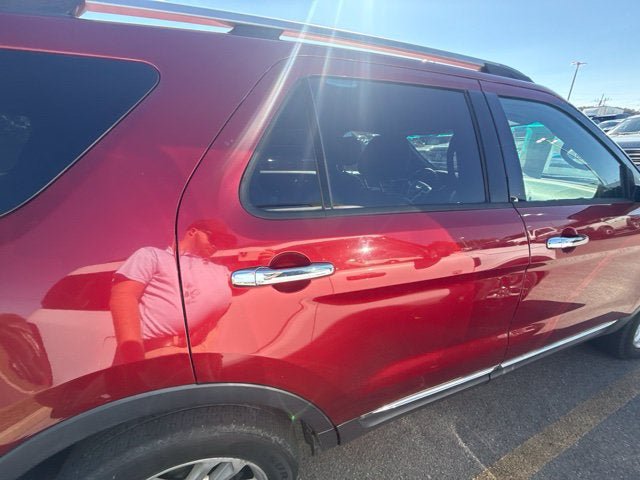 Used 2013 Ford Explorer XLT AWD/4WD image 13