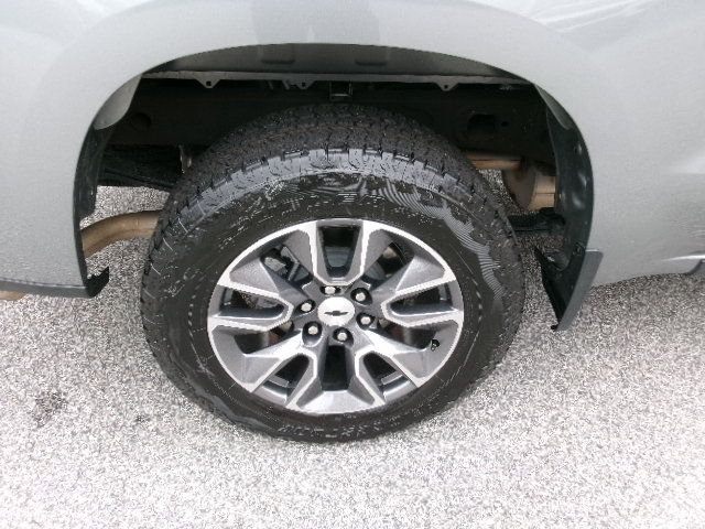 Used 2026 Chevrolet Silverado 1500 LT AWD/4WD image 11