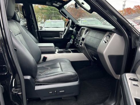 Used 2017 Ford Expedition EL XLT w/ Equipment Group 202A AWD/4WD image 20