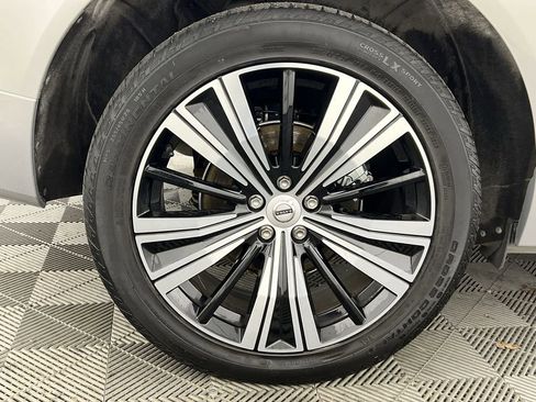 Used 2023 Volvo XC60 B5 Plus w/ Protection Package image 20