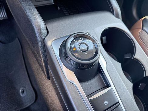 Certified 2025 Ford Bronco Sport Outer Banks w/ Outer Banks Tech Package+ AWD/4WD image 22