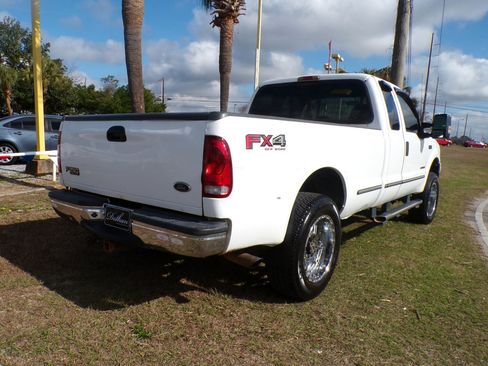 Used 1999 Ford F250 Lariat image 9