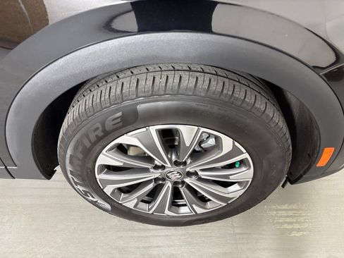 Certified 2024 Buick Envision Preferred AWD/4WD image 13