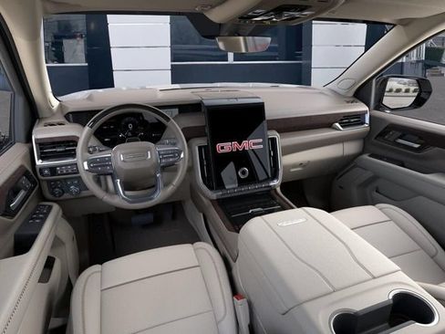 New 2026 GMC Yukon Denali w/ Denali Reserve Package AWD/4WD image 15