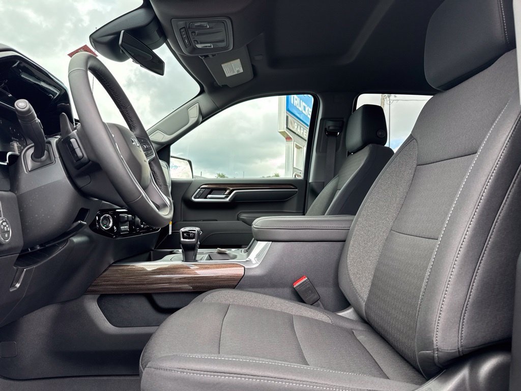 New 2026 Chevrolet Silverado 1500 RST AWD/4WD image 18
