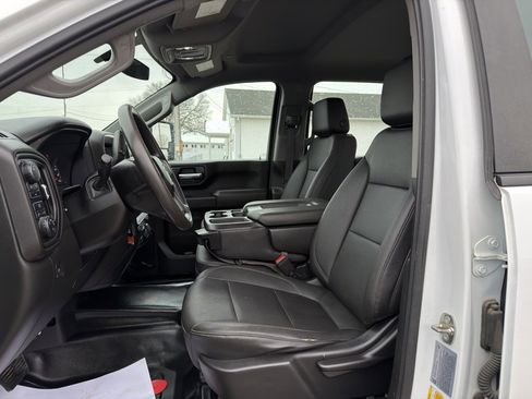 Used 2023 Chevrolet Silverado 2500 W/T w/ WT Fleet Convenience Package image 2