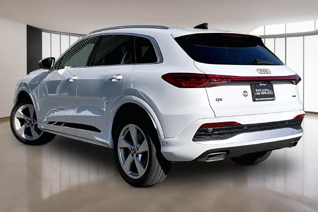 Used 2025 Audi Q5 Premium Plus w/ Premium Plus AWD/4WD image 4