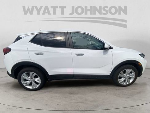 Used 2025 Buick Encore GX Preferred FWD image 11