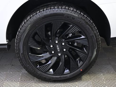 New 2025 Lincoln Navigator Reserve w/ Jet Appearance Package image 20