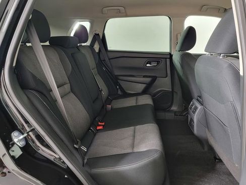 Used 2026 Nissan Rogue SV FWD image 18