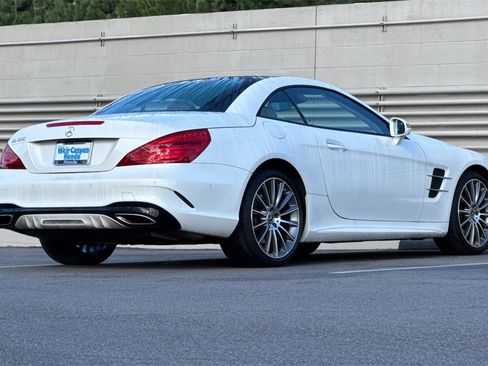 Used 2020 Mercedes-Benz SL 550 image 6