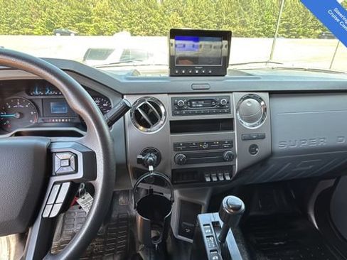 Used 2022 Ford F650 2WD Crew Cab Super Duty image 11