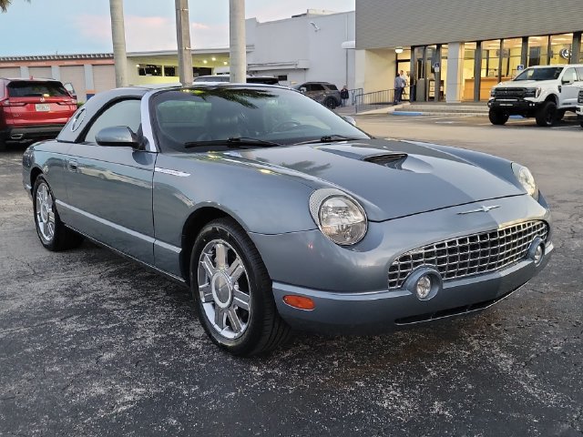 Used 2005 Ford Thunderbird RWD image 2