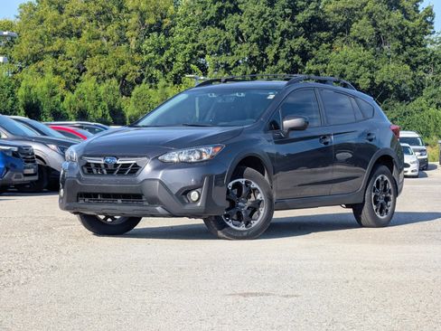 Used 2021 Subaru Crosstrek 2.0i Premium w/ Moonroof Package AWD/4WD image 1