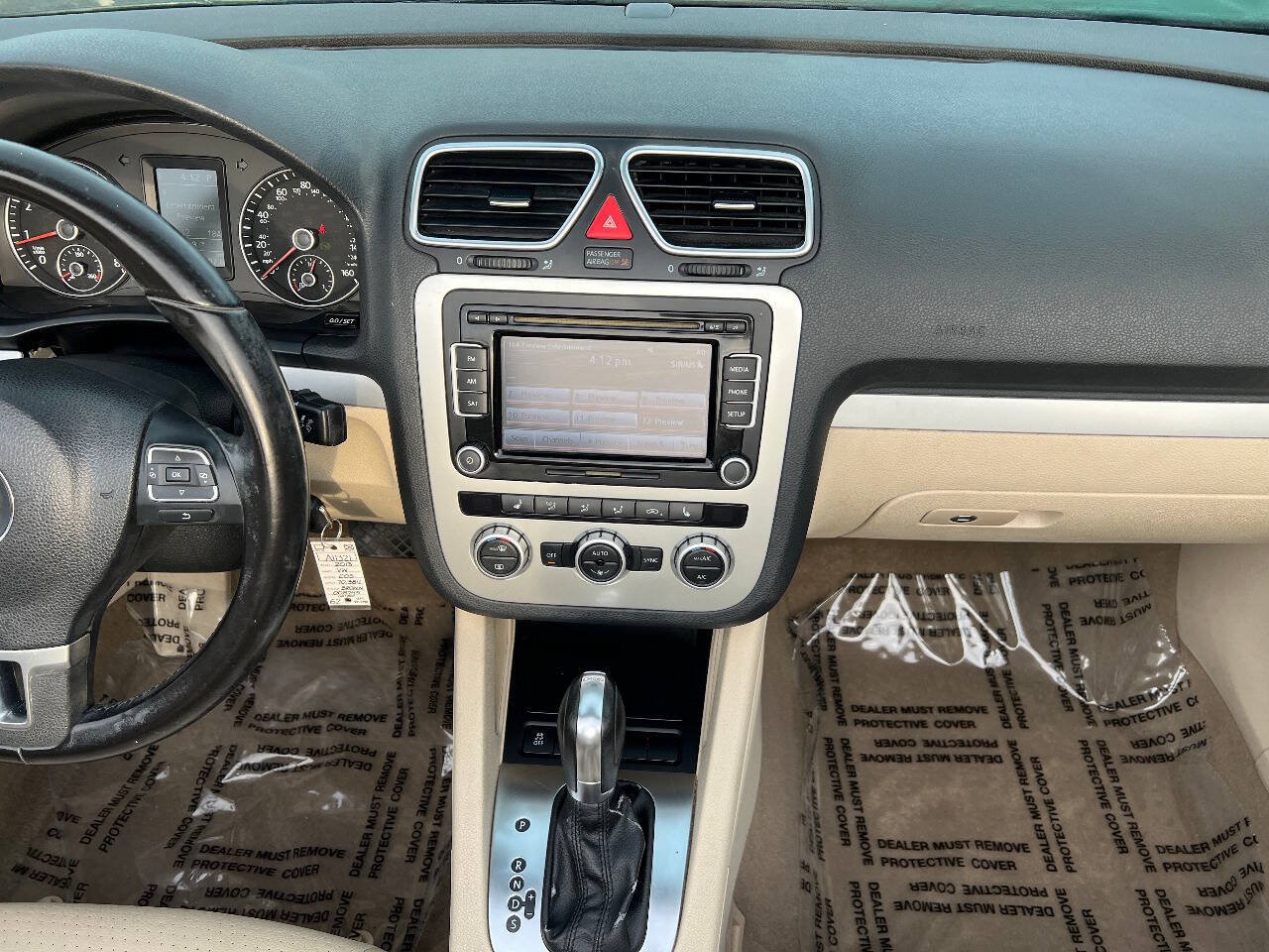 Used 2013 Volkswagen Eos Komfort FWD image 28
