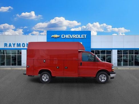New 2026 Chevrolet Express 3500 w/ Power Convenience Package RWD image 2