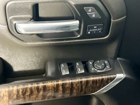 Used 2019 GMC Sierra 1500 Denali w/ Denali Ultimate Package image 16