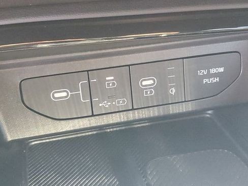 Used 2025 Kia K5 GT FWD image 27