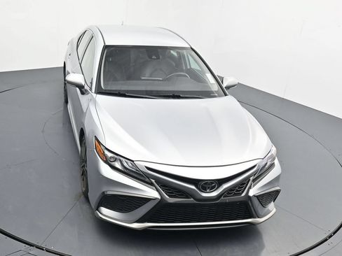 Used 2024 Toyota Camry XSE FWD image 10