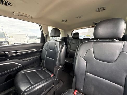 Used 2020 Kia Telluride S FWD image 8