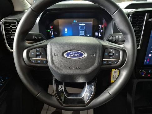 Used 2025 Ford Ranger XLT RWD image 9