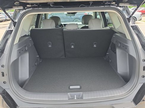 New 2027 Kia Seltos LX FWD image 10
