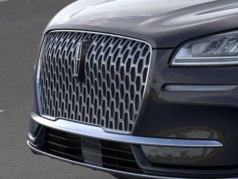 New 2024 Lincoln Corsair AWD image 17