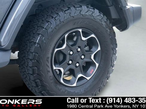 Used 2023 Jeep Wrangler Unlimited Rubicon w/ Safety Group image 20