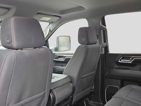 Used 2024 Chevrolet Silverado 2500 LT image 14