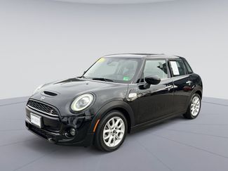 Used 2020 MINI Cooper S video 1
