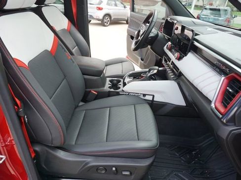 Used 2024 GMC Canyon AT4X AWD/4WD image 20