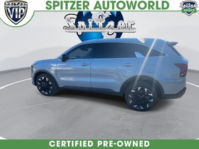 Certified 2025 Kia Sorento EX w/ Panoramic Sunroof Package AWD/4WD image 6