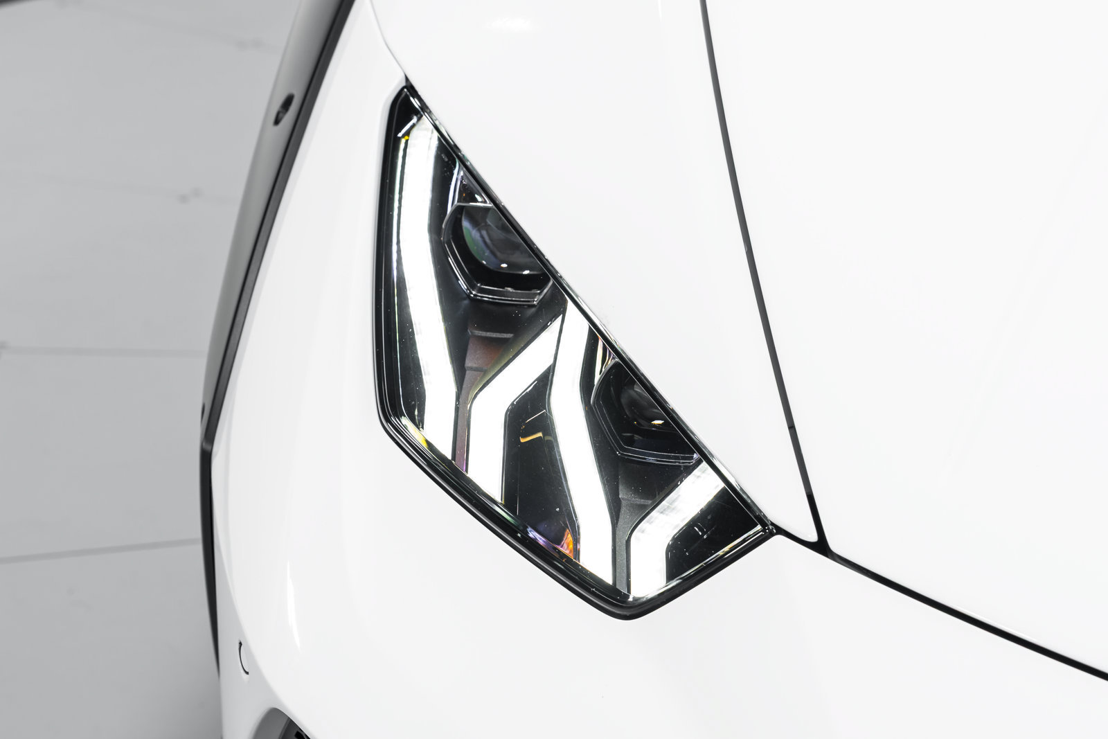Used 2023 Lamborghini Huracan Sterrato AWD/4WD image 43