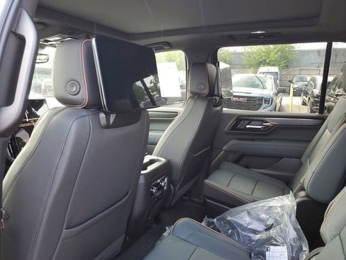 New 2026 GMC Yukon XL AT4 image 10