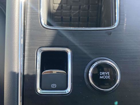 New 2025 Lincoln Aviator AWD w/ Equipment Group 101A image 27