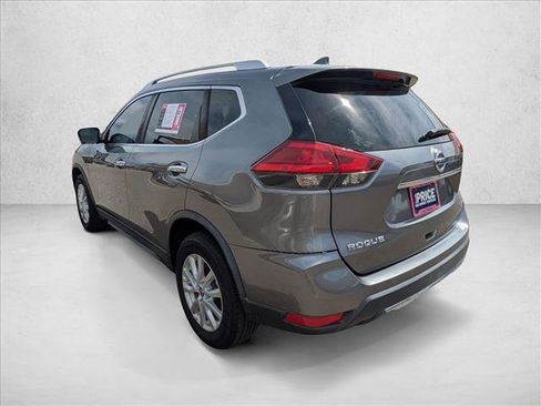 Used 2017 Nissan Rogue SV w/ SV Premium Package AWD/4WD image 7