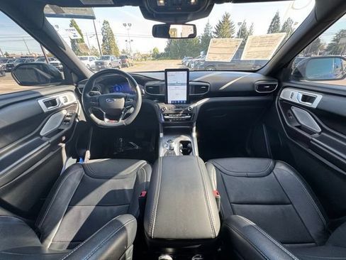 Certified 2020 Ford Explorer ST w/ Premium Technology Package AWD/4WD image 22