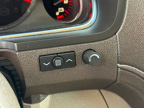 Used 2013 GMC Acadia Denali AWD/4WD image 52