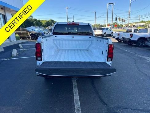 Used 2026 Chevrolet Colorado W/T RWD image 8